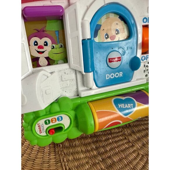 Fisher-Price Laugh & Learn Puppy's Busy Activity Home - Picture 11 of 11
